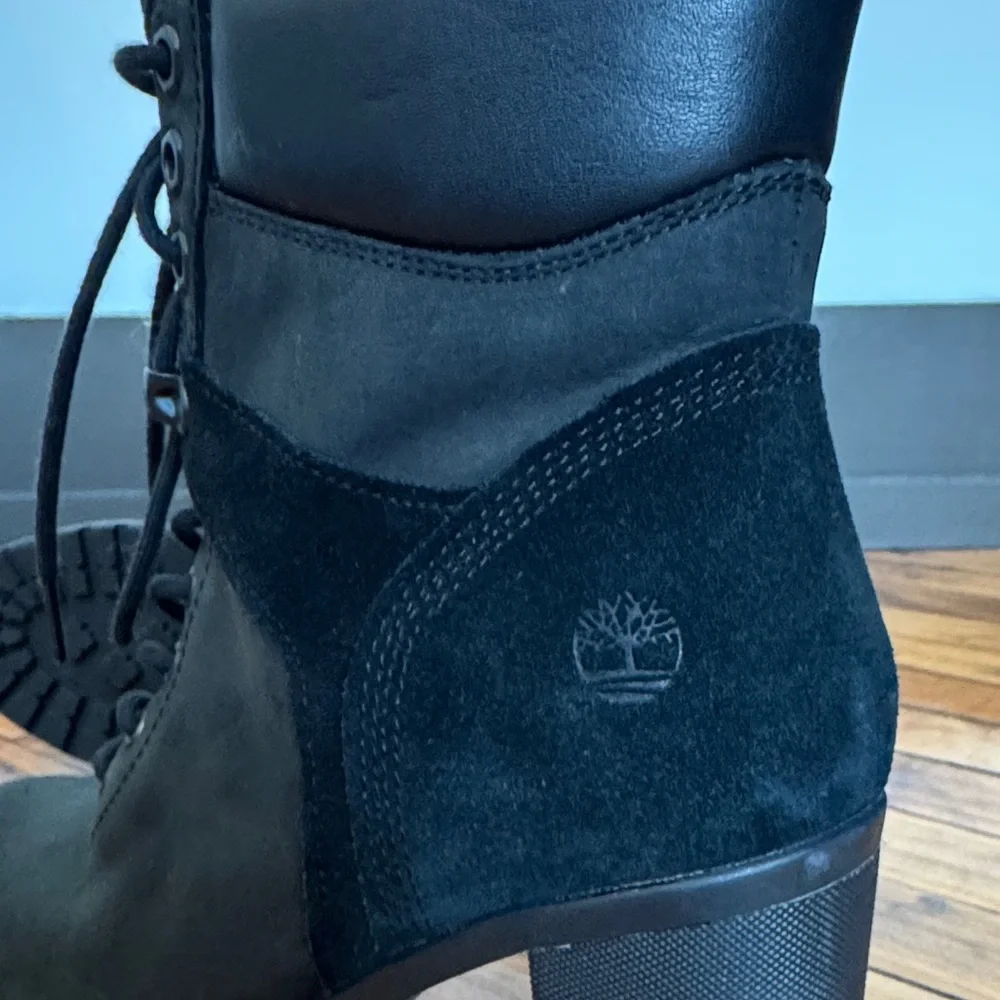 Timberland Camdale Women's Black Lace-Up Heeled Boots - Size 7.5 - Picture 6 of 9